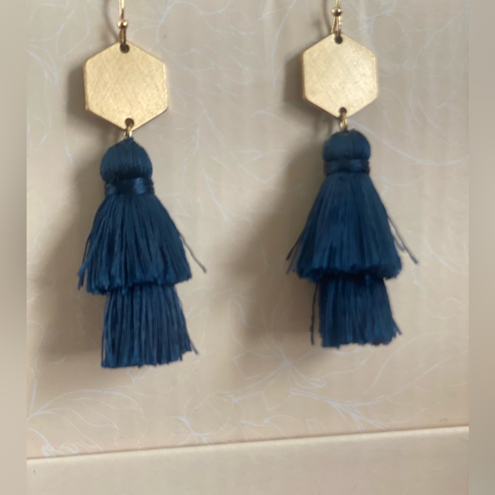 Briar tiered tassel earings
